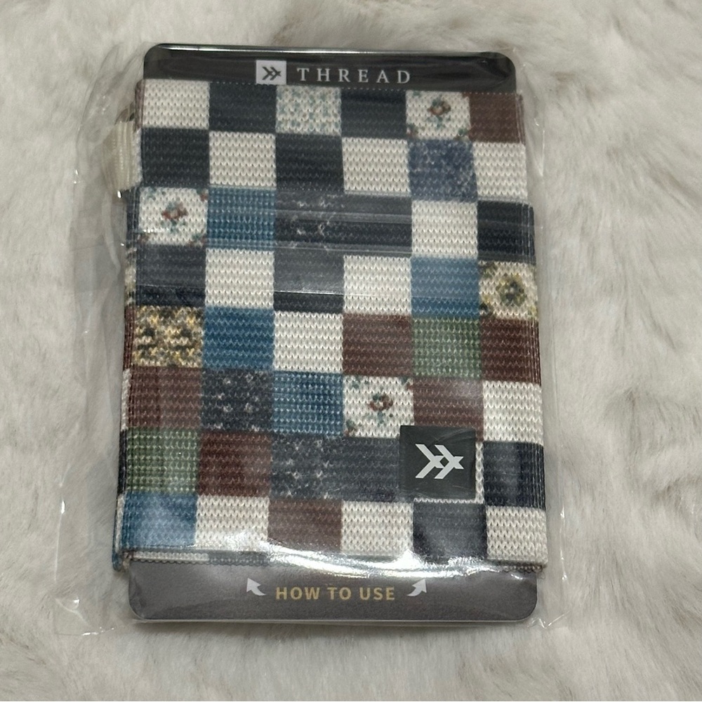 Thread Elastic Wallet - Rustic Checkerboard